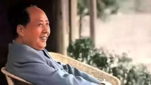 紀(jì)念毛澤東同志誕辰126周年！致敬一代偉人！